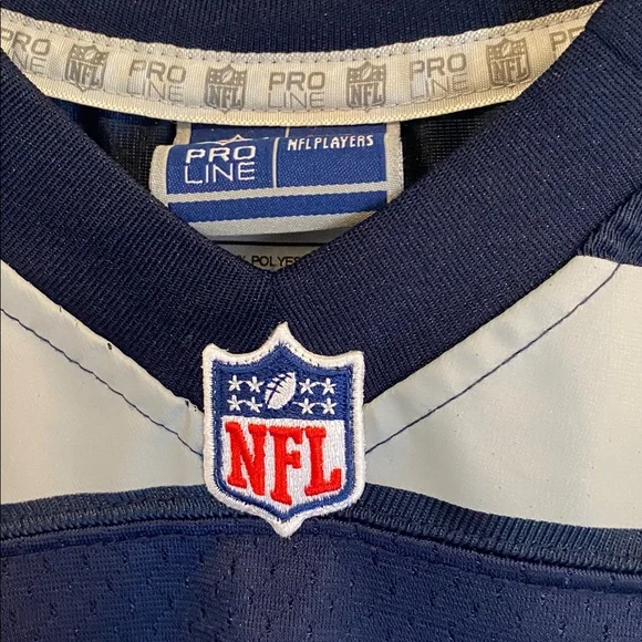 Marshawn Lynch Jersey - Picture 3 of 4